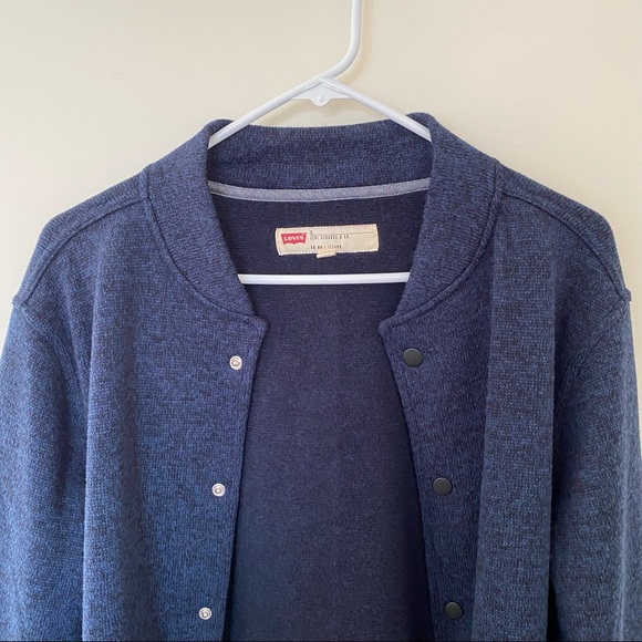 Levi’s button up jacket for men in blue color